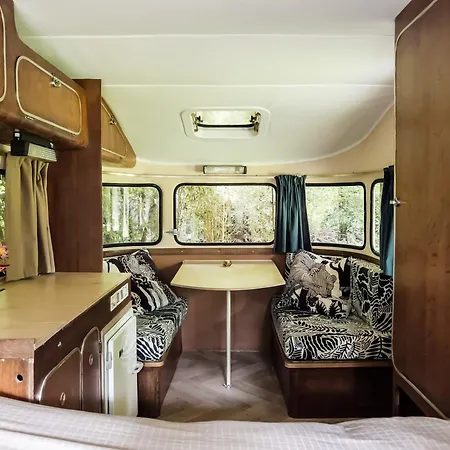 Waaldijk15, Vintage Caravans In Nature Campsite
