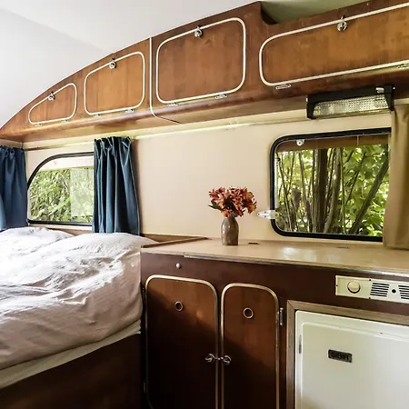 Waaldijk15, Vintage Caravans In Nature * Dreumel