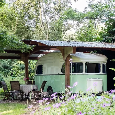 Waaldijk15, Vintage Caravans In Nature Campsite